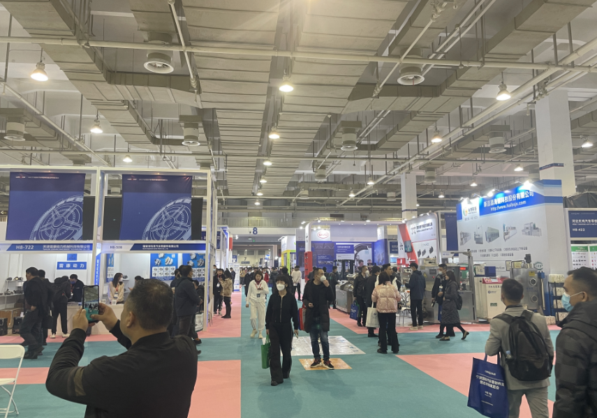 Internationale Ausstellung für elektronische Autoteile in Ningbo
