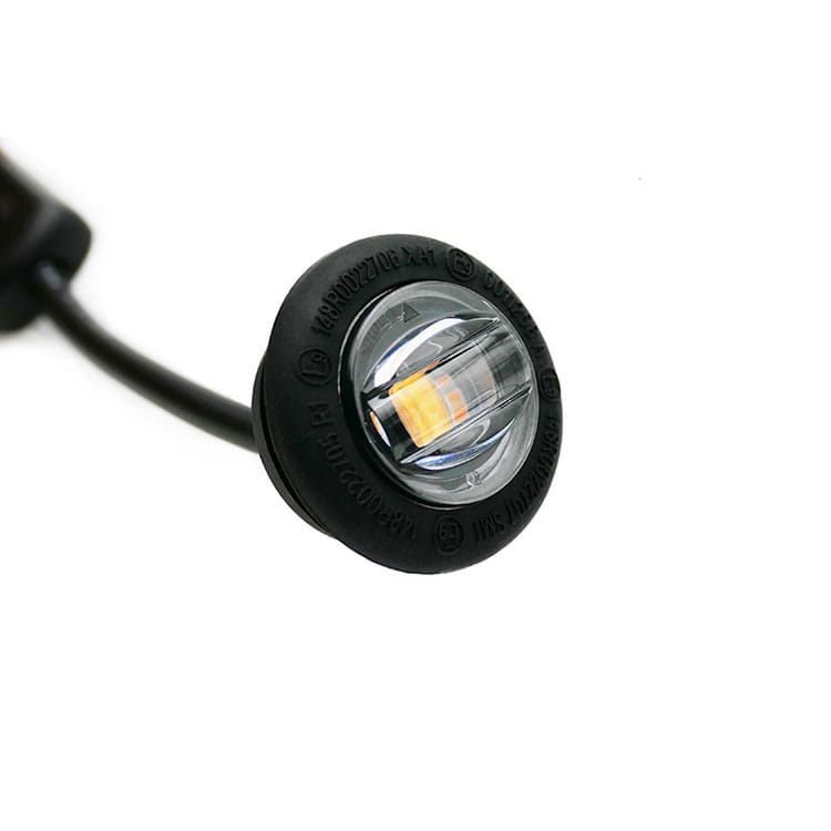 Wie verbessert die LED-Multifunktions-Seitenmarkierung die Sicht auf der Straße?